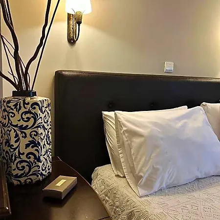 Hagiati Anastasiou & Hotel Naoussa